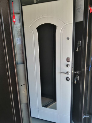 Дверь мет. Агрия с Зеркалом Муар Сандал белый, 2050*860, Правая, лот 9261254